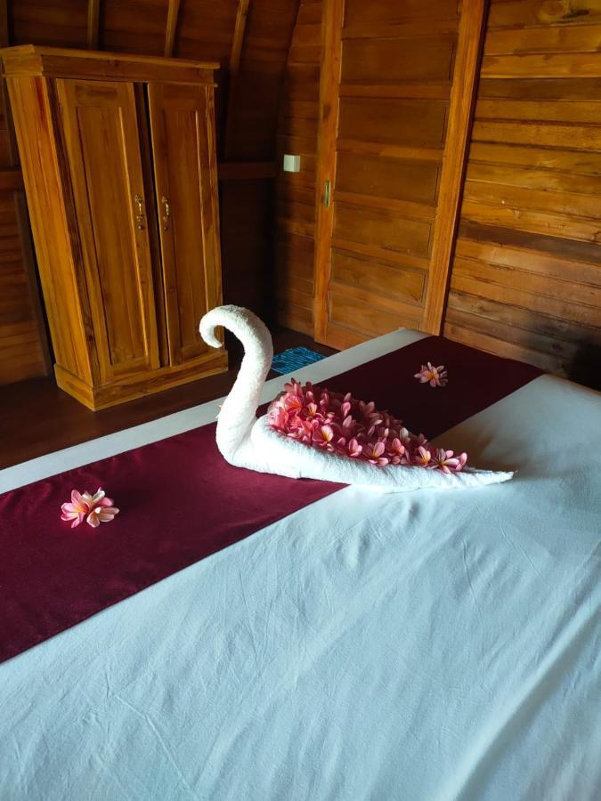 Batumadeg Bougainvillea Bungalow מראה חיצוני תמונה
