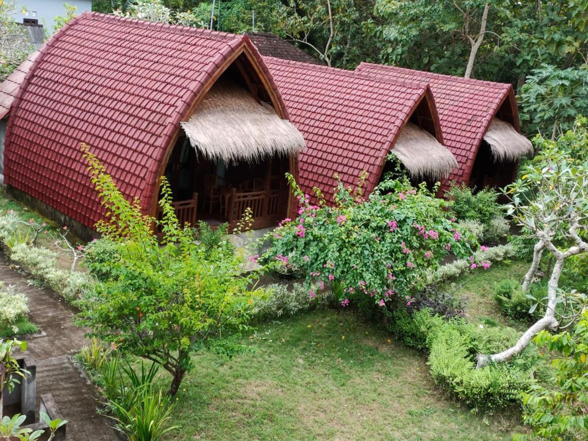 Batumadeg Bougainvillea Bungalow מראה חיצוני תמונה