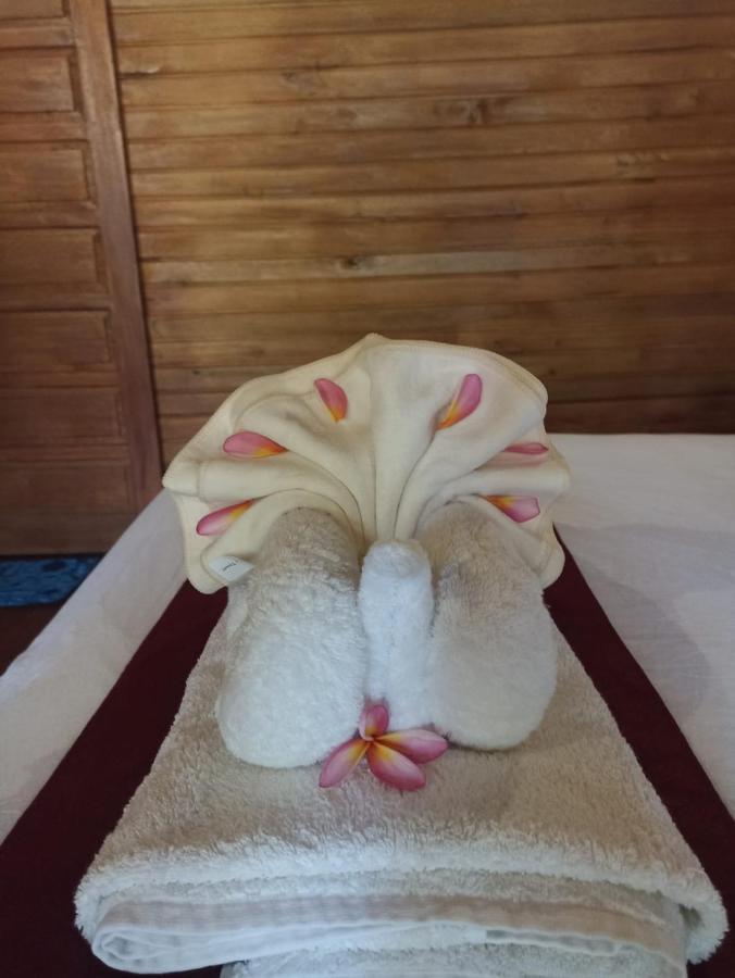 Batumadeg Bougainvillea Bungalow מראה חיצוני תמונה