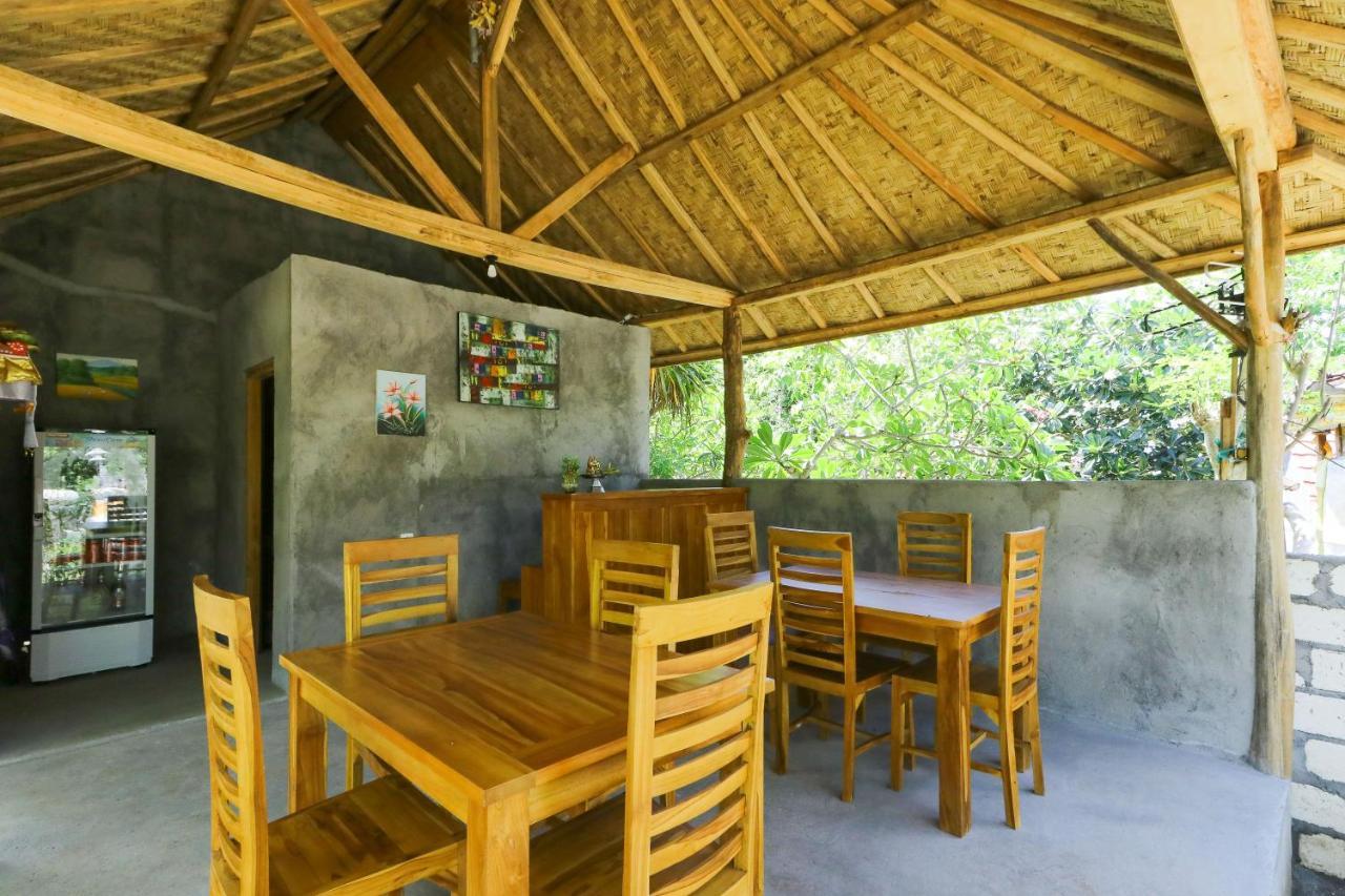 Batumadeg Bougainvillea Bungalow מראה חיצוני תמונה