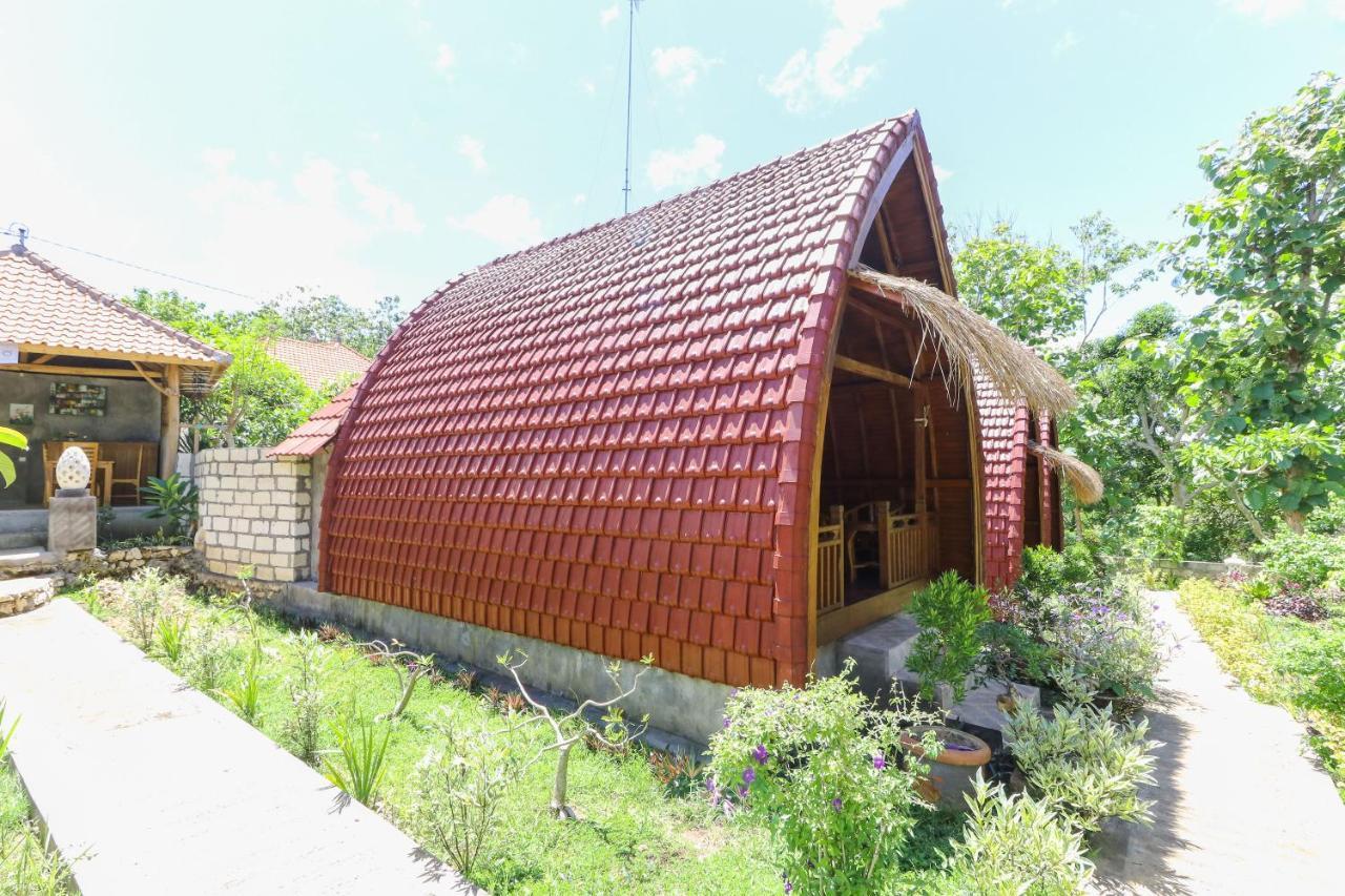 Batumadeg Bougainvillea Bungalow מראה חיצוני תמונה
